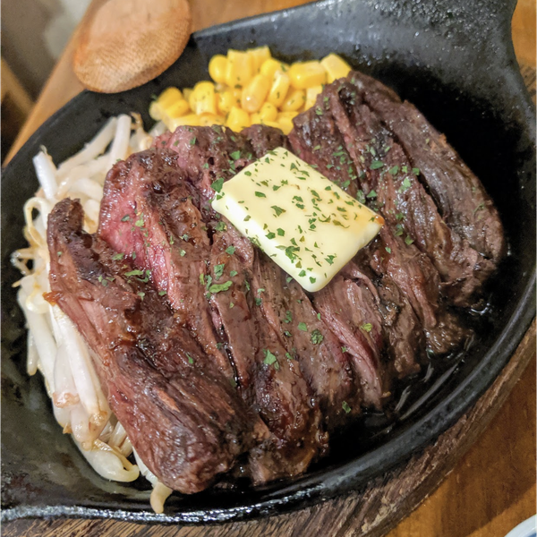 肉々しいですよぉ〜