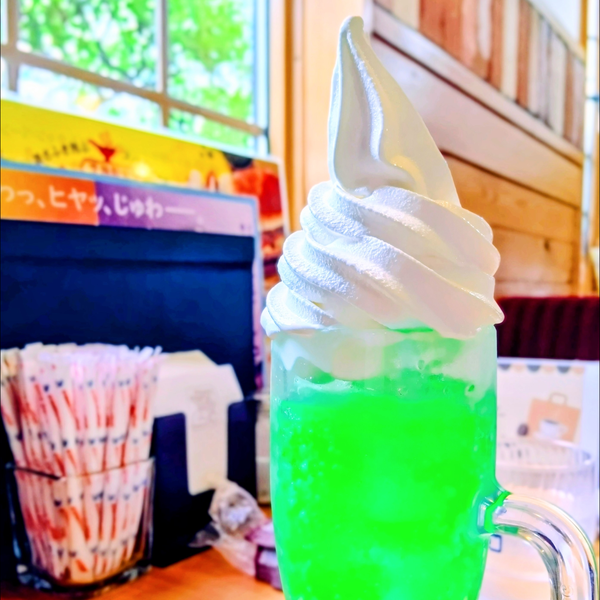 いつものラテ。☕️🚬