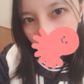 何にでも牛乳を注ぐ女