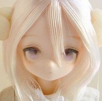 ⠀